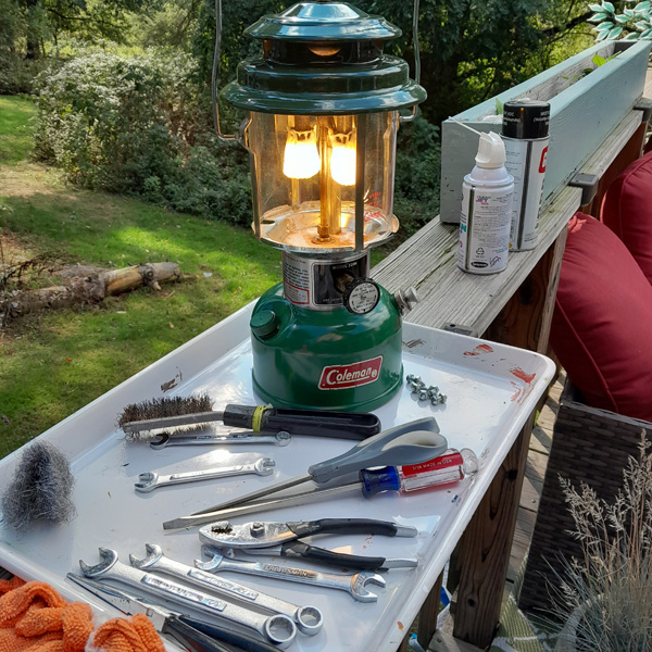 How to Make a Buddy Burner Heater out of a Tin Can - Welcome To Nana's